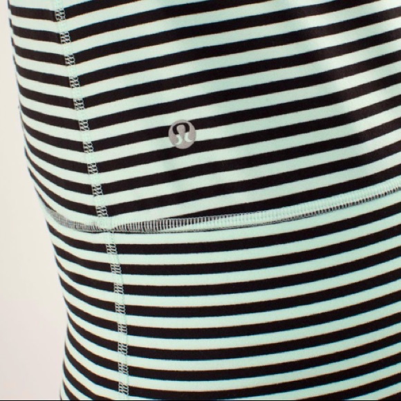 lululemon Daily Yoga Jacket - Picture 7 of 11